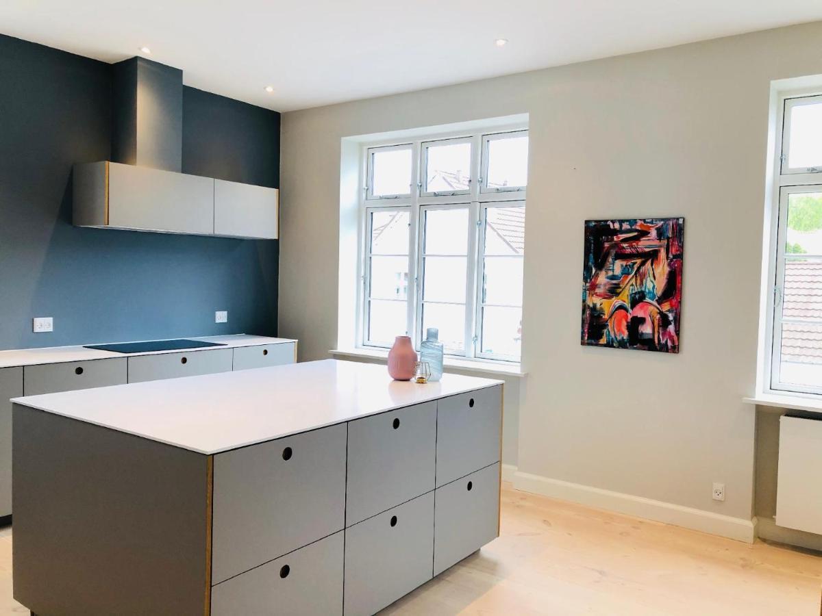 Aday - 4 Bedroom - Modern Living Apartment - オールボー エクステリア 写真