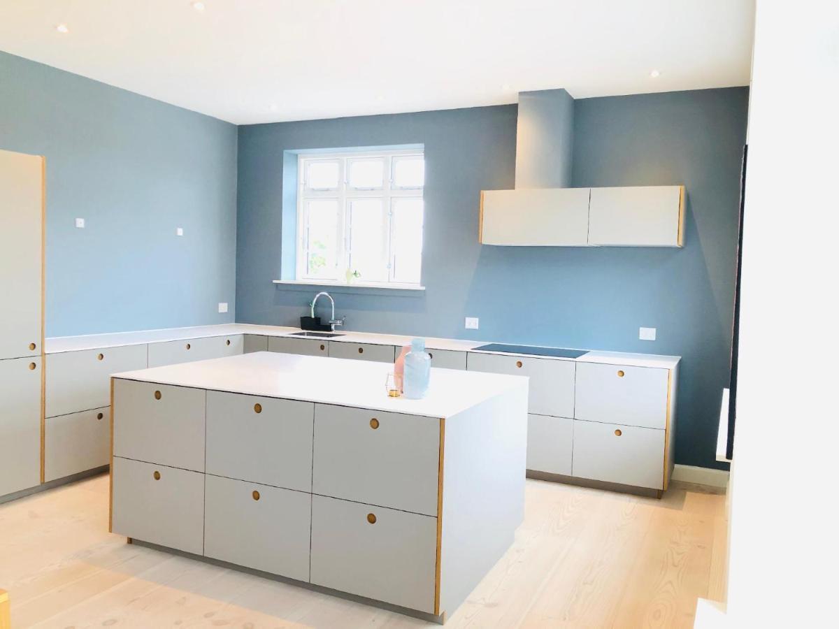 Aday - 4 Bedroom - Modern Living Apartment - オールボー エクステリア 写真
